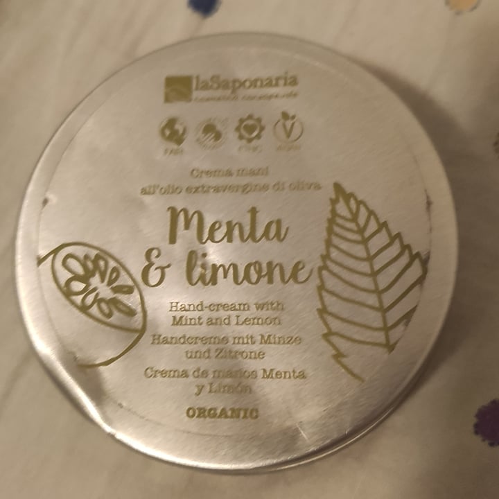 photo of La Saponaria Crema mani Menta e Limone shared by @chiaramberle on  17 Mar 2022 - review