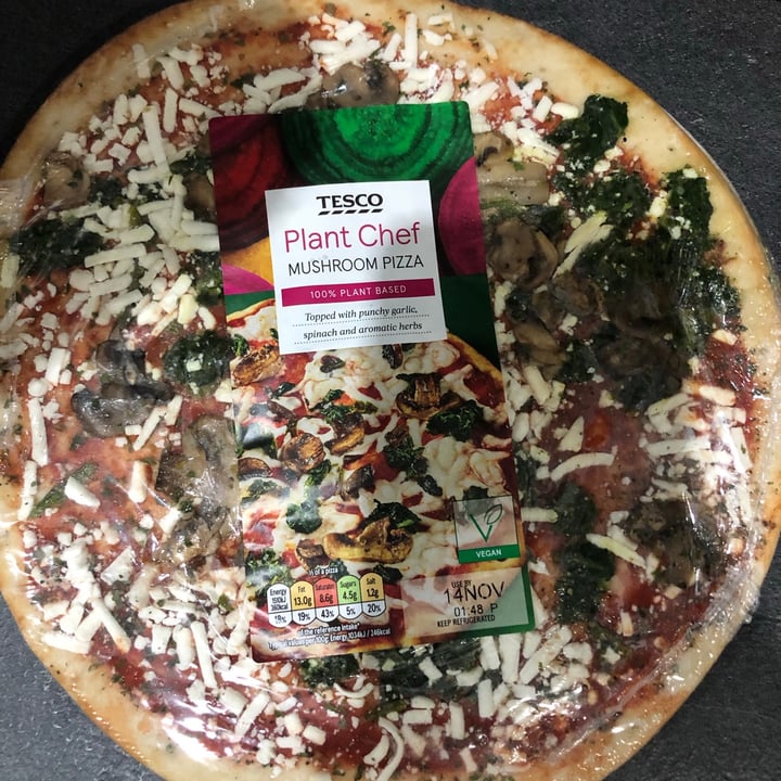 photo of Tesco Plant Chef Plant Chef Mushroom Pizza shared by @edentomlinson on  11 Nov 2020 - review