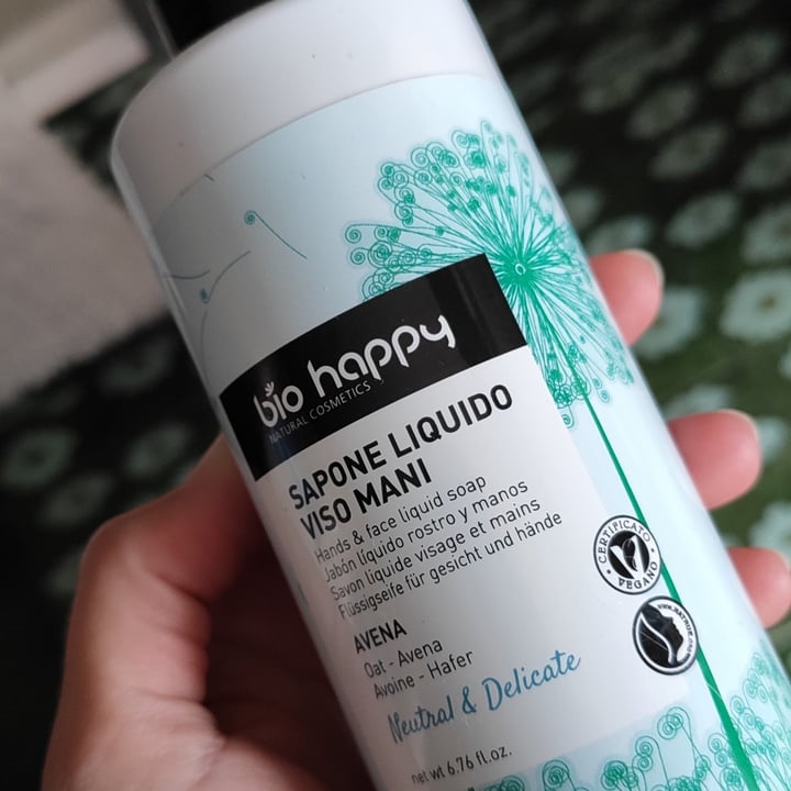 photo of Bio Happy Sapone liquido Viso e Mani shared by @gtarocco on  15 Apr 2021 - review