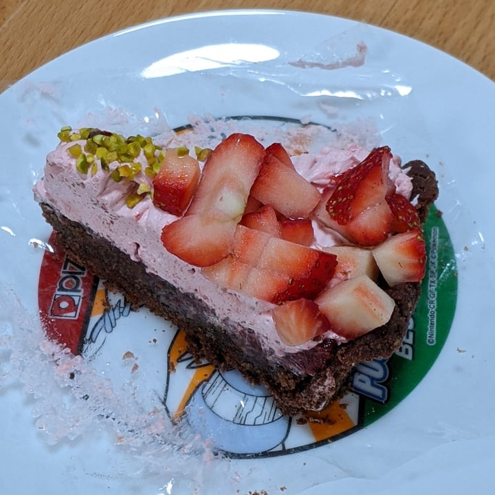 photo of 行徳デリキッチン Strawberry Mont Blanc Cocoa Tart shared by @izumi on  29 Apr 2022 - review