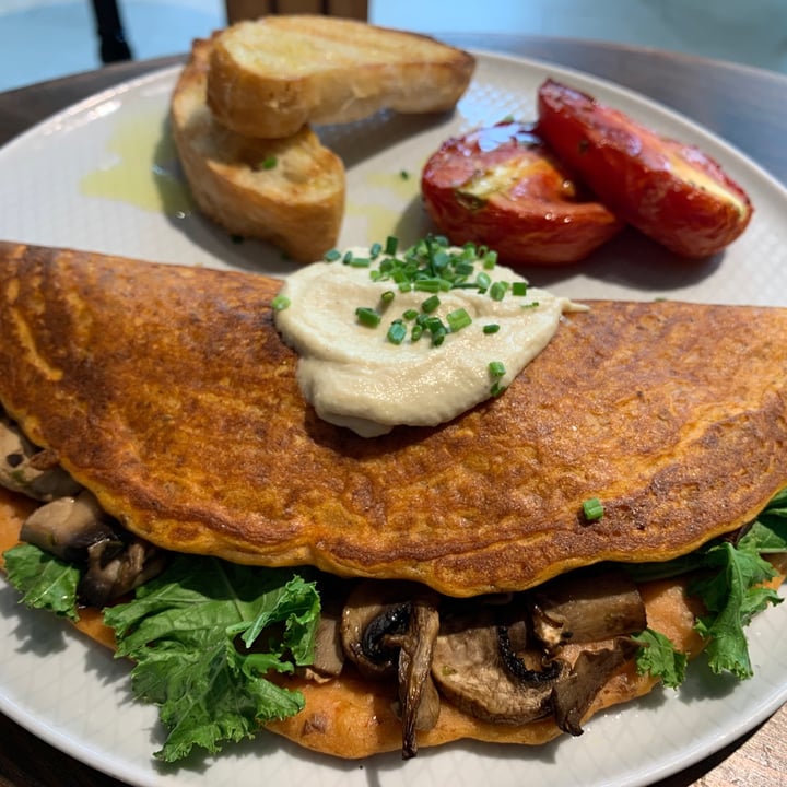 photo of Equilibrium Cafè Brvnch&Coffee Vegan Omelette shared by @viroliveira on  16 Aug 2021 - review