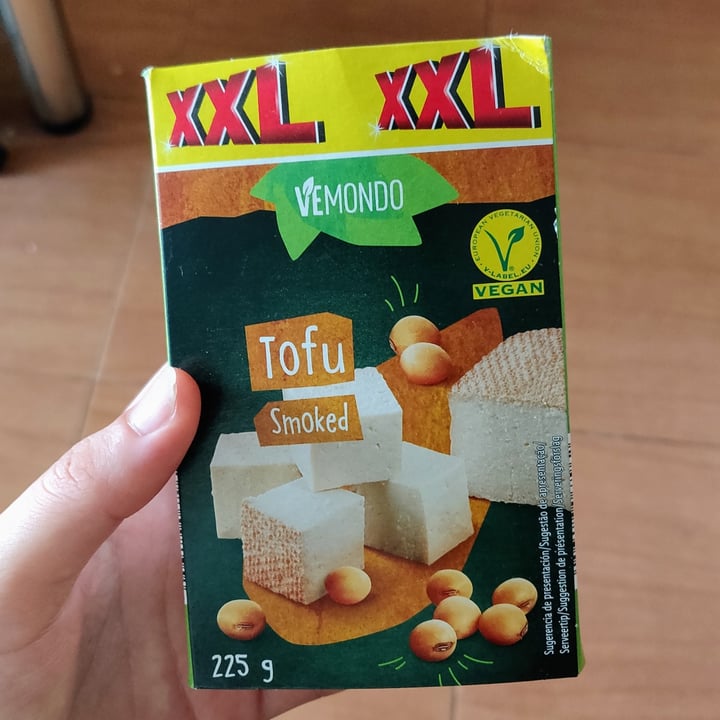 photo of Vemondo Beechwood Smoked Tofu shared by @joanarabit on  06 Sep 2022 - review