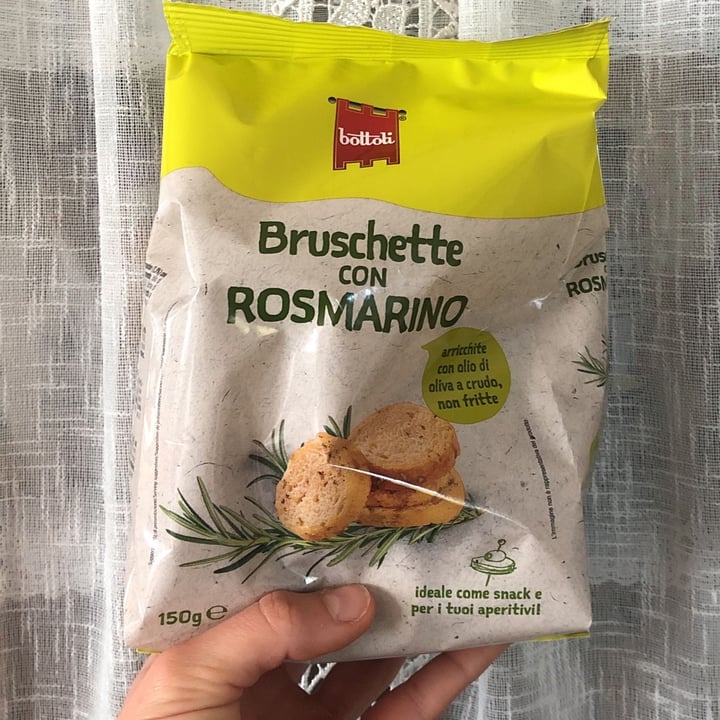 review photo of Bottoli Bruschette con rosmarino shared by @giulimaz on 23 May 2022 - review