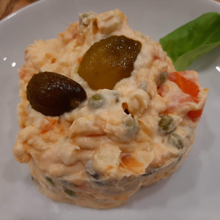 photo of El Perro Gamberro Ensaladilla rusa shared by @madridvegano on  10 Sep 2020 - review