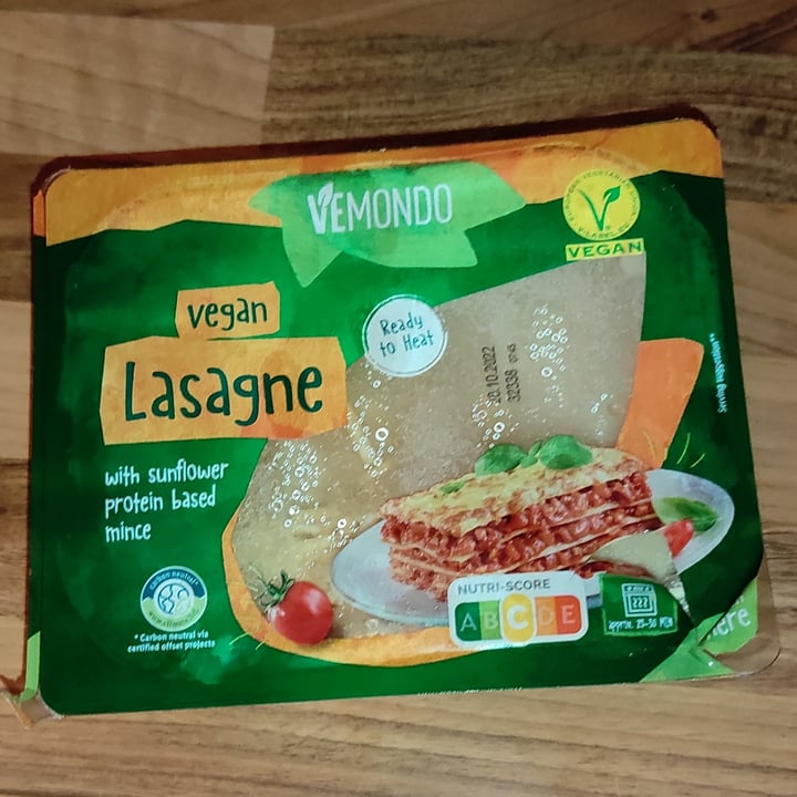 photo of Vemondo Vegan Lasagna shared by @soyflake on  26 Oct 2022 - review