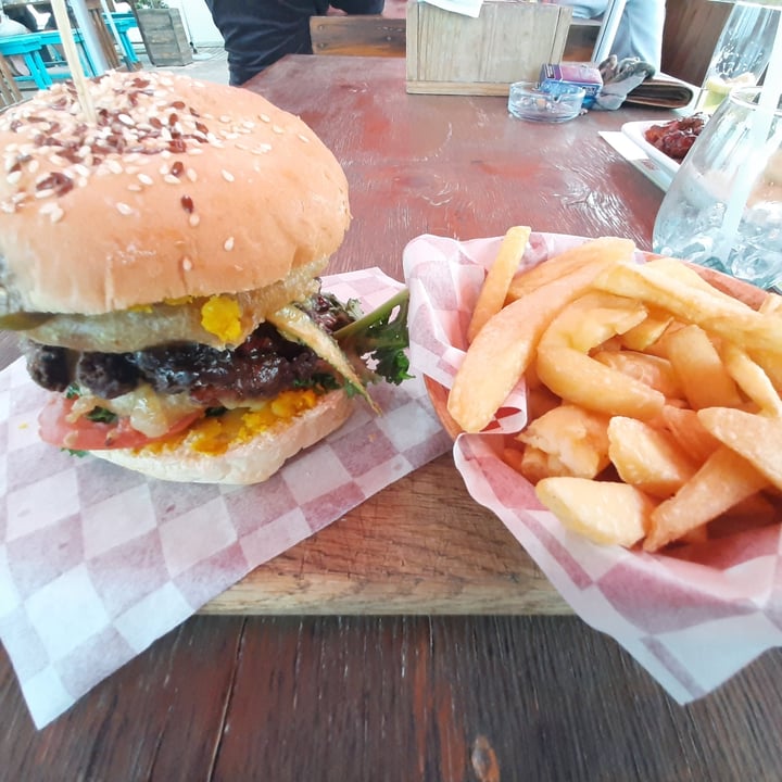 review photo of Something Good Roadhouse Wild Side Burger shared by @aliciazoem on 24 Jan 2022 - review