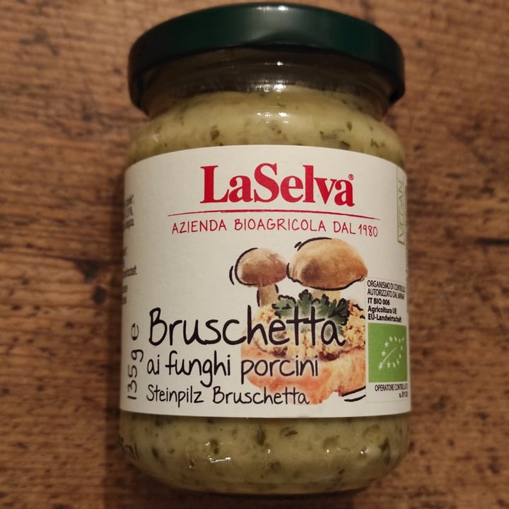 photo of LaSelva Bruschetta Ai Funghi Porcini shared by @tuscanvegan on  17 Oct 2021 - review