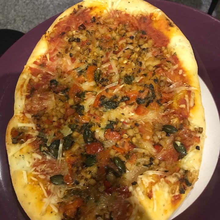 photo of Wicked Spicy Mushroom And Vegetable Pizza shared by @melissashode on  28 Apr 2021 - review