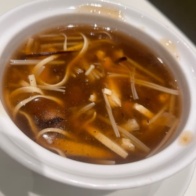 Foto do prato “Hot and Sour Soup”