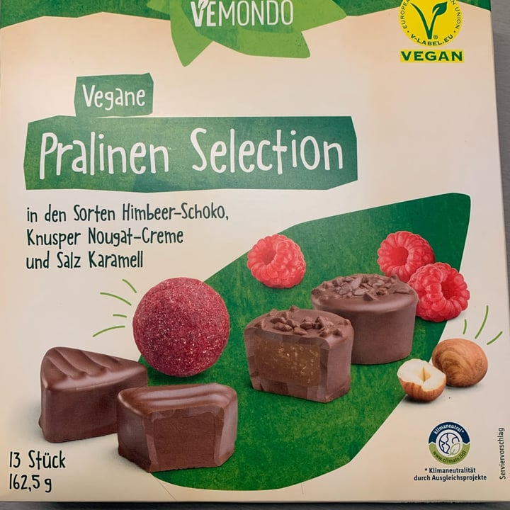 photo of Vemondo Vegane Pralinen Selection shared by @veggie-slayer on  01 Apr 2022 - review