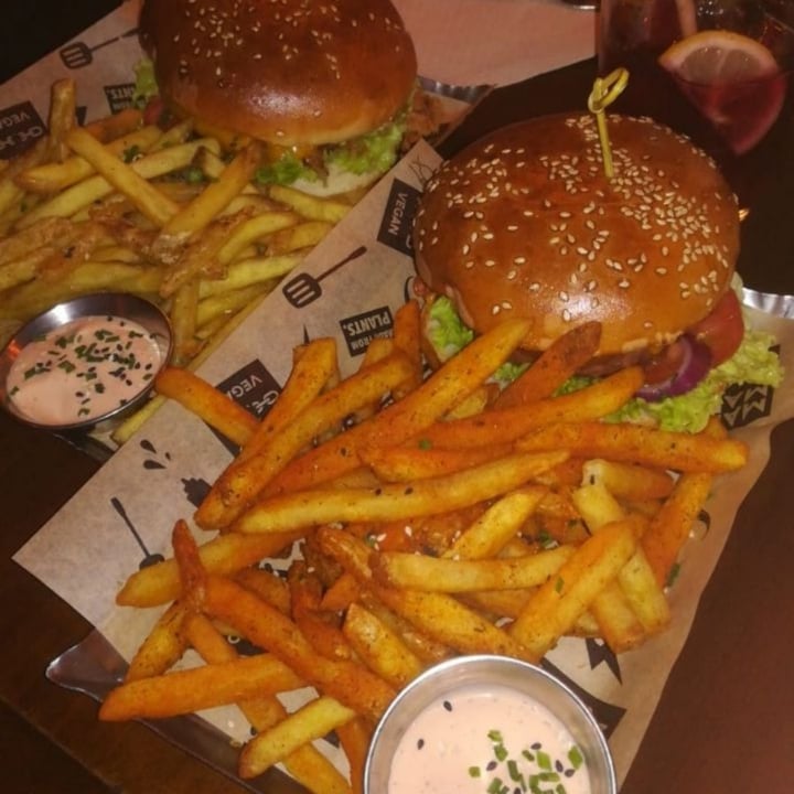 photo of Mad Mad Vegan Doble cheese vacon con heüra shared by @emmulvio on  26 Aug 2022 - review