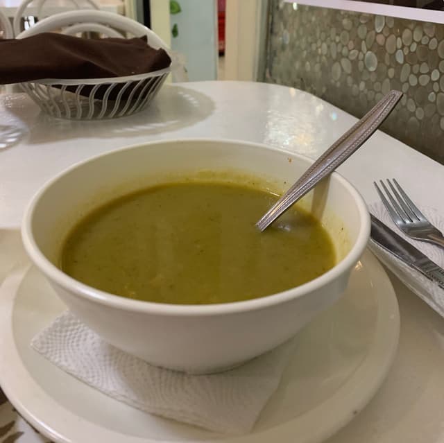 Foto do prato “Crema De Acelgas A Las Finas Hierbas”