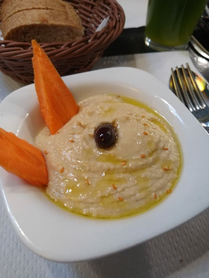 photo of Veggie Garden Hummus shared by @ayemartinez on  21 Jan 2020 - review