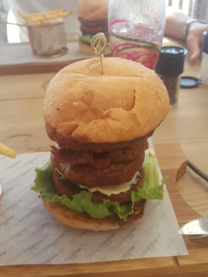 photo of The Melkbos Kitchen Beyond burger shared by @veg4 on  23 Apr 2020 - review