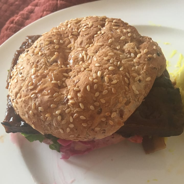 review photo of The Fussy Vegan Gardens Seitan Ribs Burger shared by @cjv on 07 Mar 2022 - review