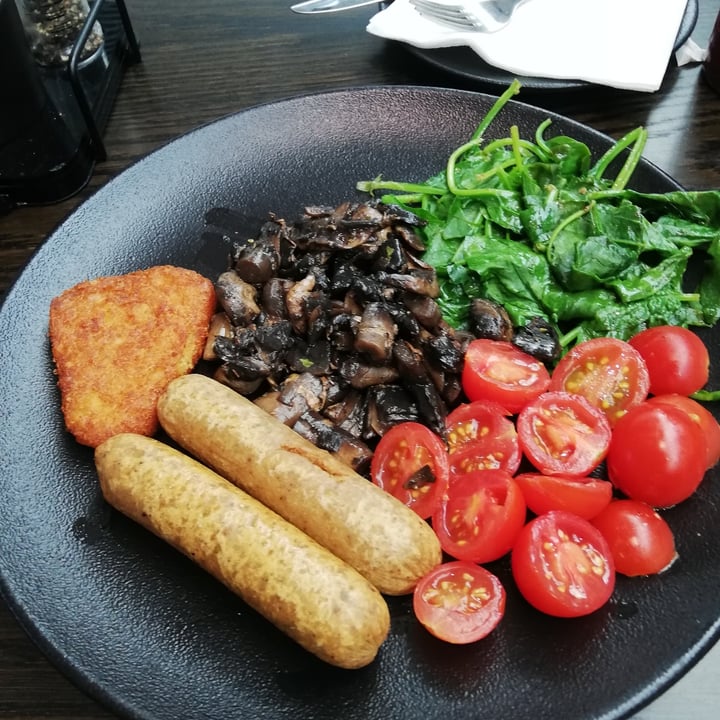 photo of Mugg & Bean Vegan Fry Up shared by @udeshs on  07 Apr 2022 - review
