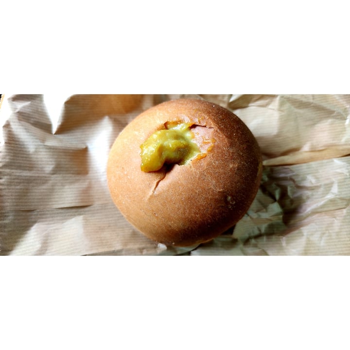 photo of Breaking Bread Bombolone Alla Crema shared by @goveg on  20 Sep 2021 - review