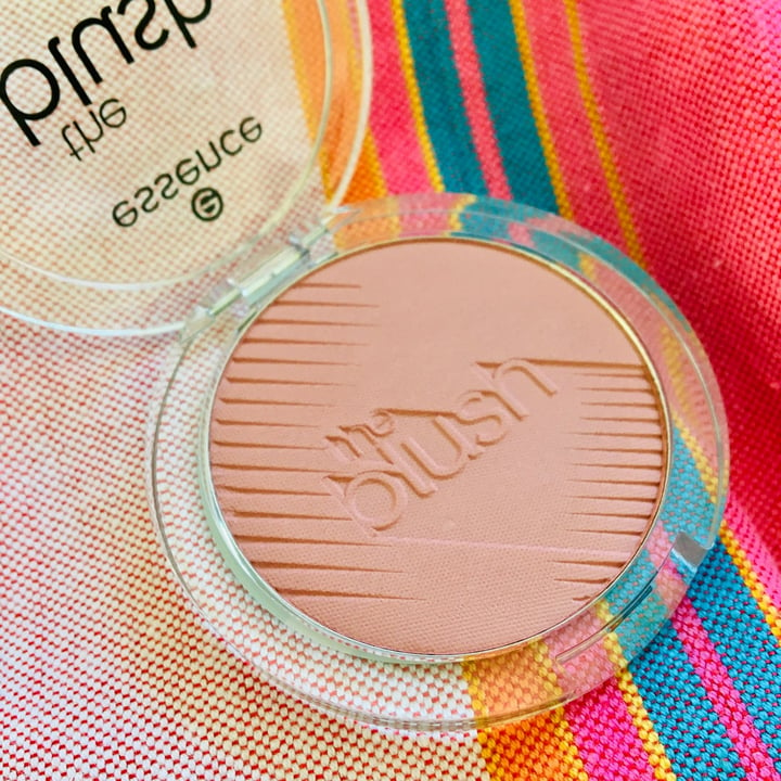 photo of Essence Cosmetics The Blush shared by @taz on  17 Apr 2021 - review