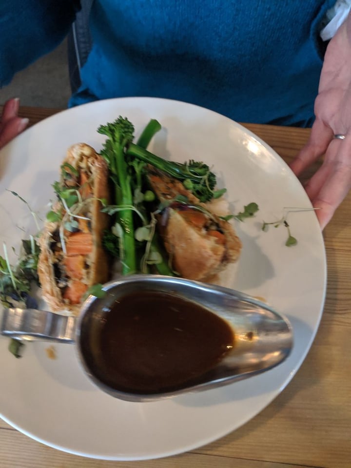 review photo of Bill's Welwyn Garden City Restaurant Carrot, Cashew Nut And Mushroom Wellington shared by @annaefenton on 05 Jan 2020 - review