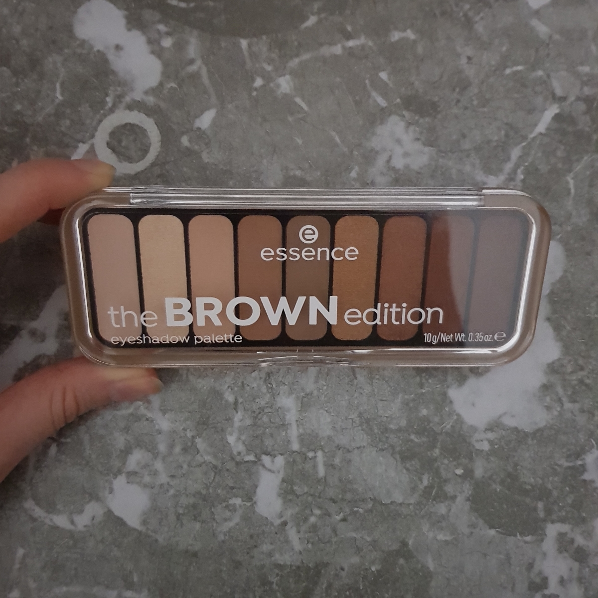 Essence The brown edition Eyeshadow palette Reviews | abillion