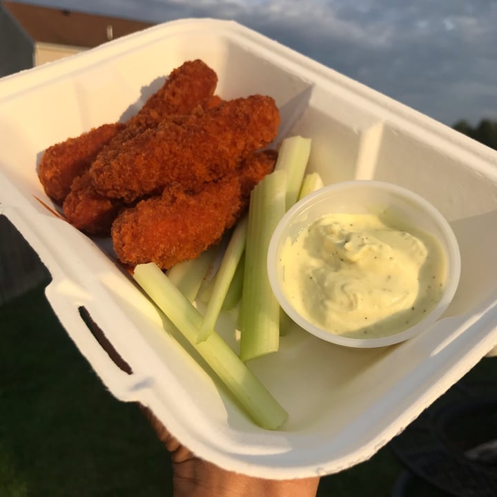 photo of Loving Hut Spicy Nuggets shared by @rachelsveganlife on  10 Oct 2021 - review