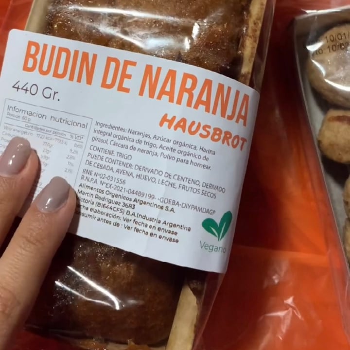 photo of Hausbrot Budin de naranja shared by @pollyrossetti on  09 Feb 2022 - review