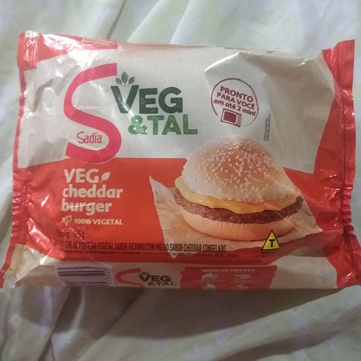 photo of Sadia Veg Cheddar Burguer shared by @serameowphine on  04 Nov 2022 - review