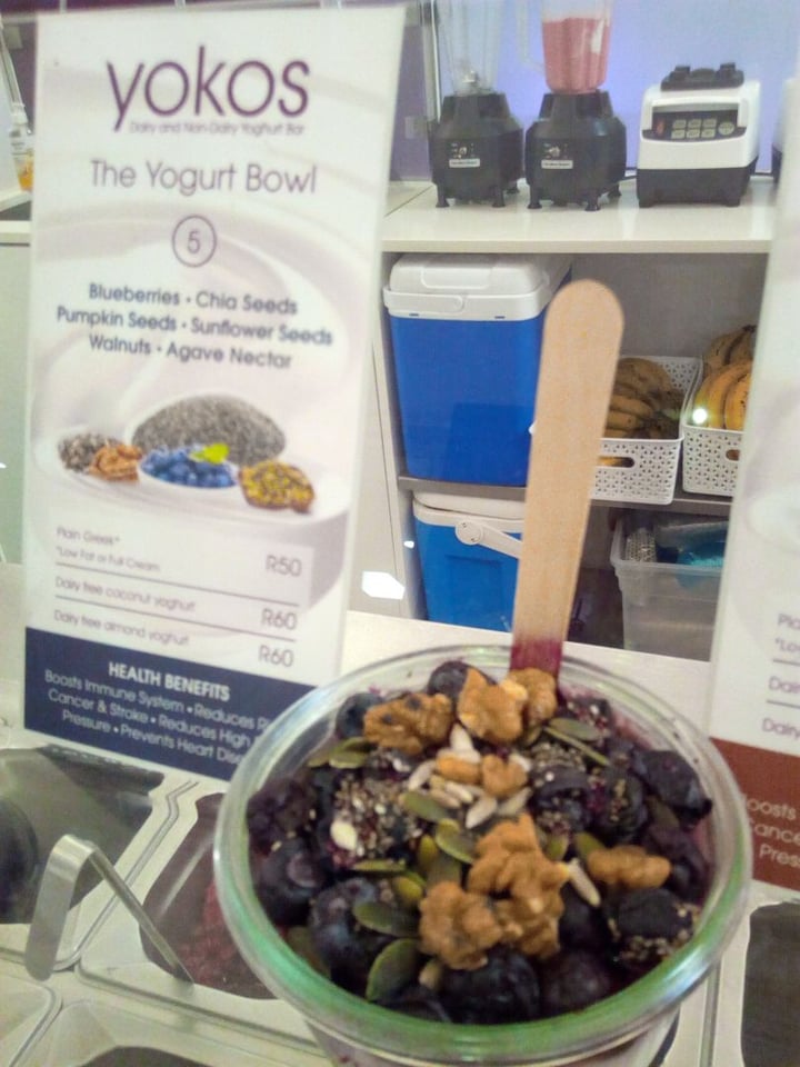 photo of yokos Blueberry yoghurt bowl with chia, pumpkin and sunflower seeds shared by @nickyv on  11 Jul 2019 - review
