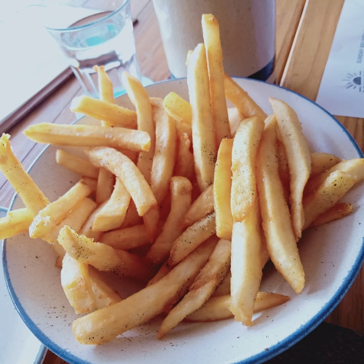 photo of Bayswater Kitchen Straight Cut Fries shared by @veganspicegal on  28 Mar 2021 - review