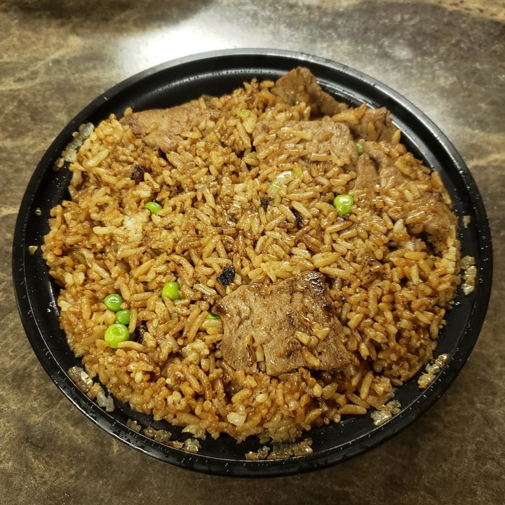 photo of Asia Wok Meatless Beef Fried Rice shared by @metalmel666 on  20 Dec 2021 - review