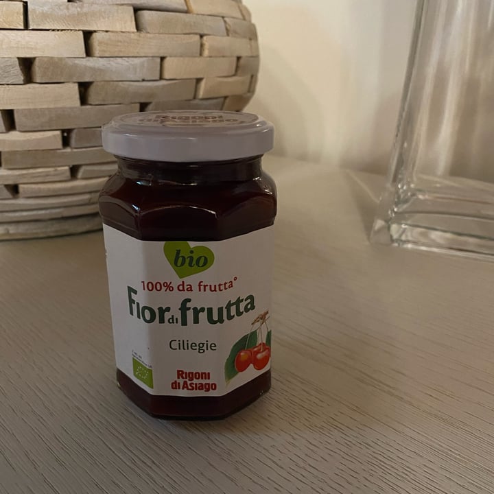 review photo of Rigoni di Asiago Fior di frutta ciliegie shared by @bettybex on 01 Apr 2022 - review