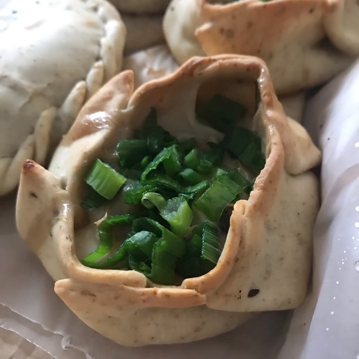 review photo of Heaven (Delivery and Take-away) Canastita de champiñones y verdeo shared by @xpuchi on 11 Sep 2021 - review