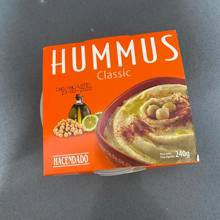 photo of Hacendado Hummus Classic shared by @danagambini on  03 Feb 2022 - review