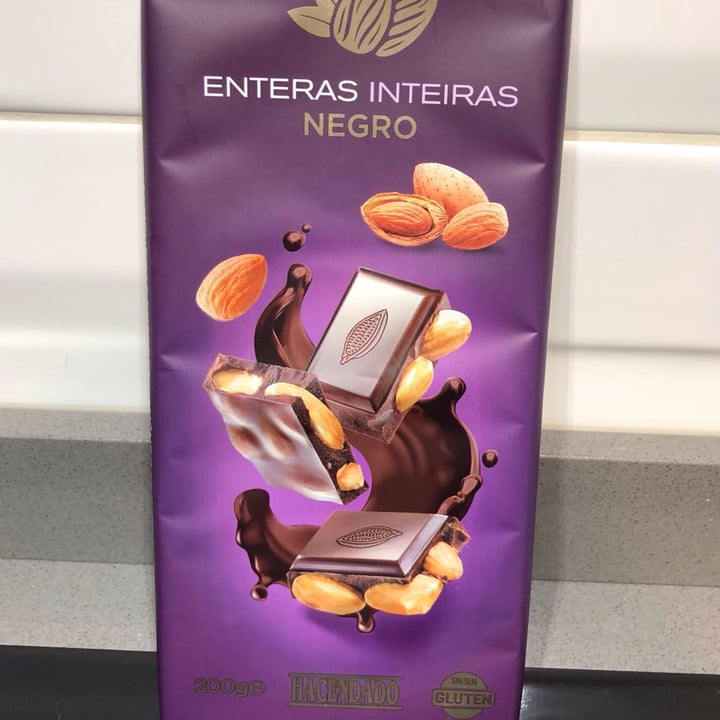 photo of Hacendado Chocolate extrafino negro con almendras enteras shared by @loula on  29 Jul 2021 - review
