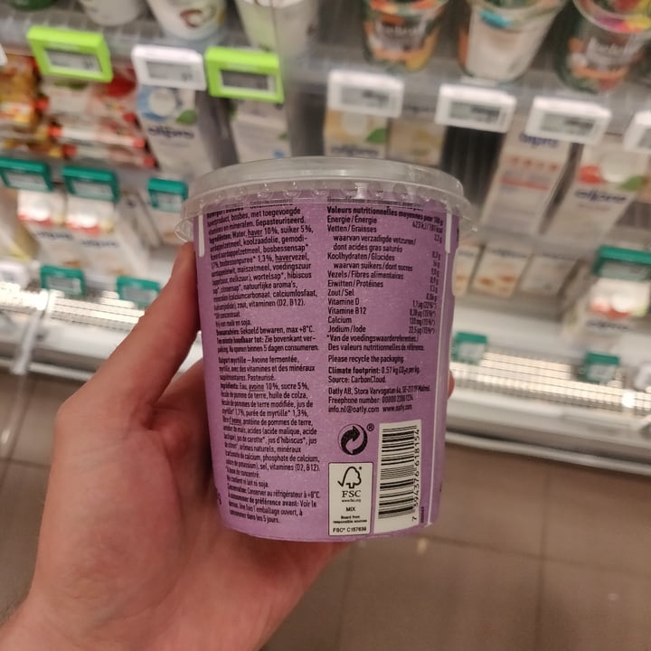 review photo of Oatly Oatgurt Blueberry shared by @primate on 10 Jun 2021 - review