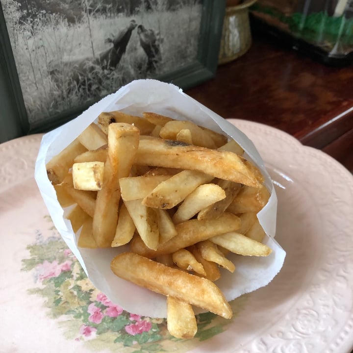 photo of Savory Leaf Cafe French fries shared by @allycat38 on  16 Feb 2022 - review