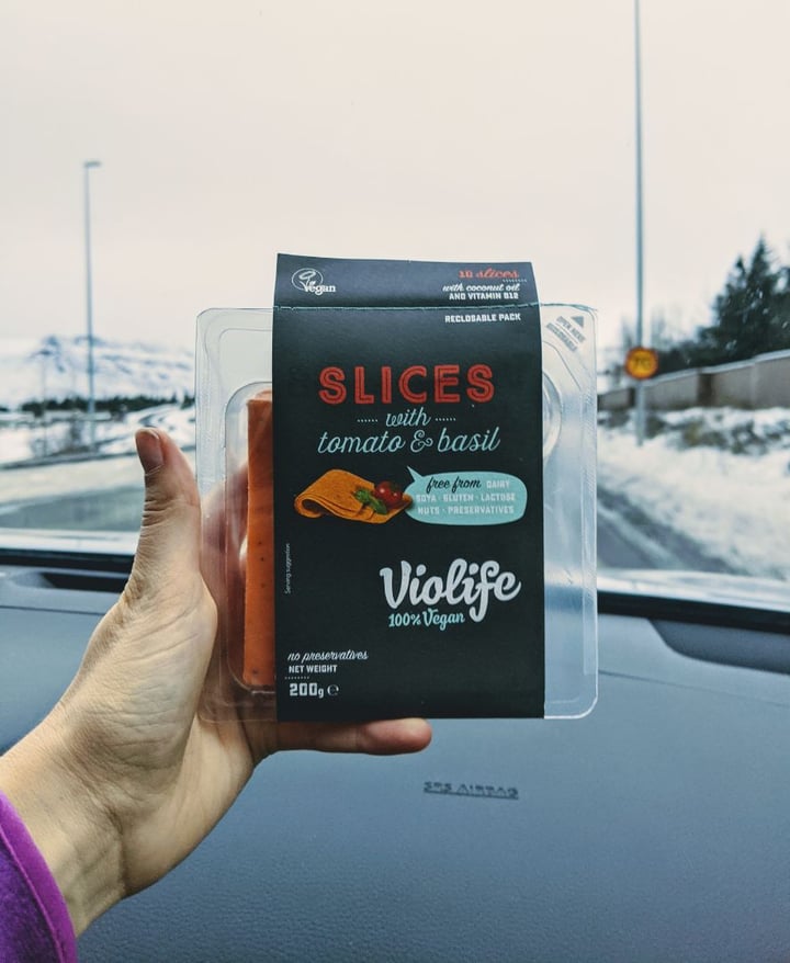 photo of Violife Slices with Tomato and Basil shared by @paloma on  26 Dec 2019 - review
