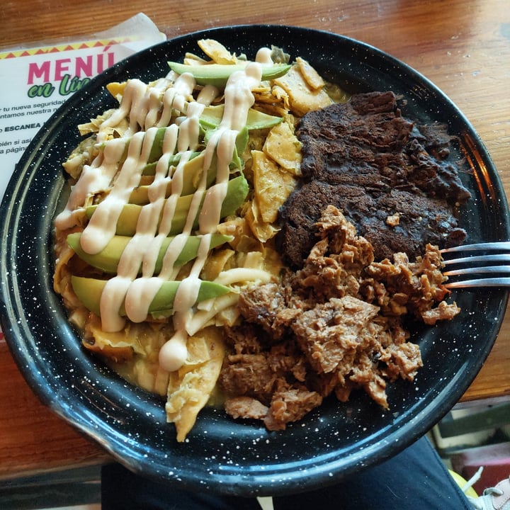 photo of Revolucion Verde Chilaquiles shared by @elidarko on  28 Jul 2022 - review