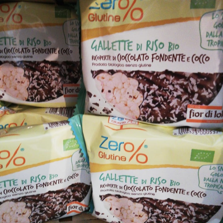 review photo of Fior di Loto Gallette di riso ricoperte di cioccolato fondente e cocco shared by @p4tr1z14 on 30 Apr 2021 - review