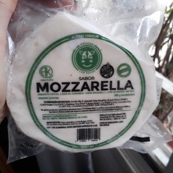 photo of Felices Las Vacas Mozzarella  shared by @juliatallac on  06 Jan 2021 - review