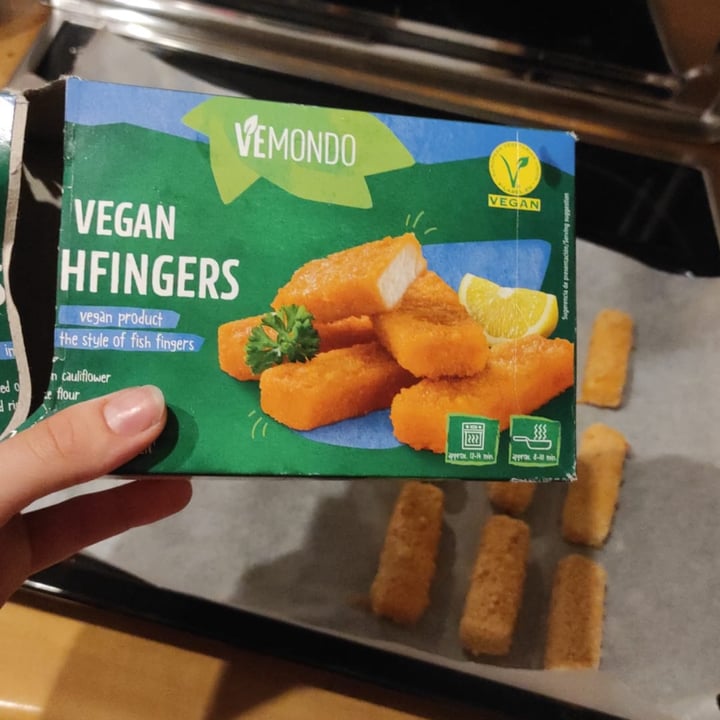 photo of Vemondo  Vegan fishfingers shared by @svaquero on  24 Jun 2022 - review