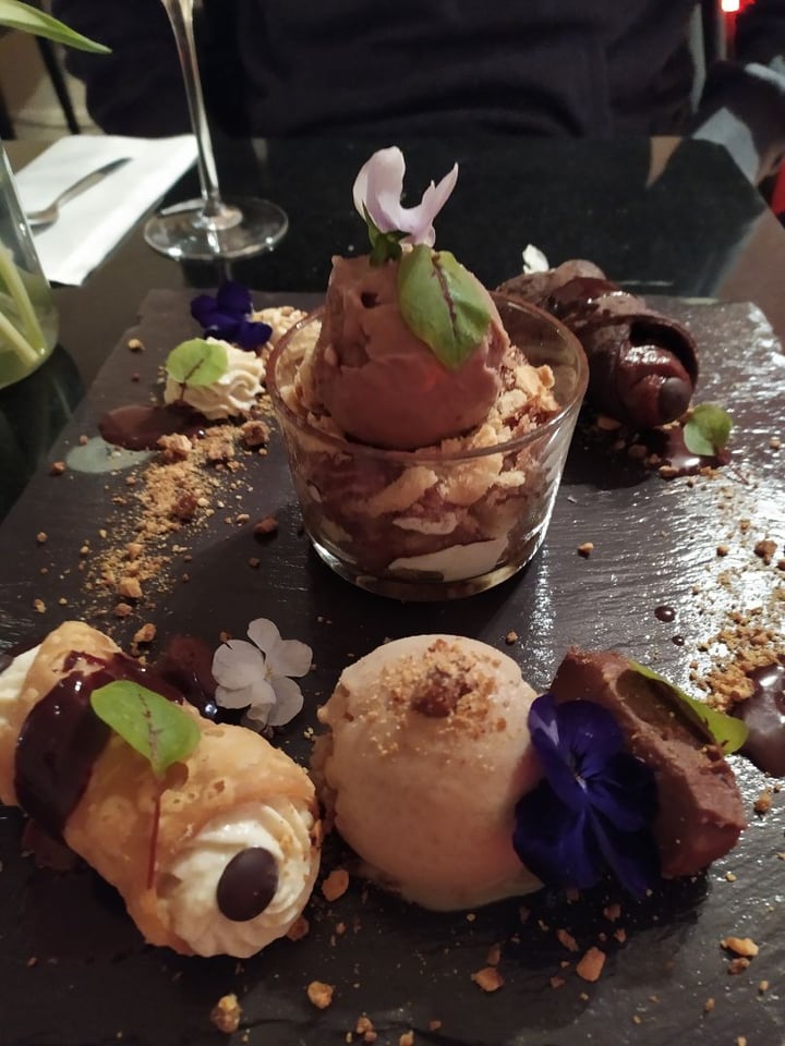 photo of Veginity Italian Dessert Platter (to share) shared by @tamacun on  09 Apr 2020 - review