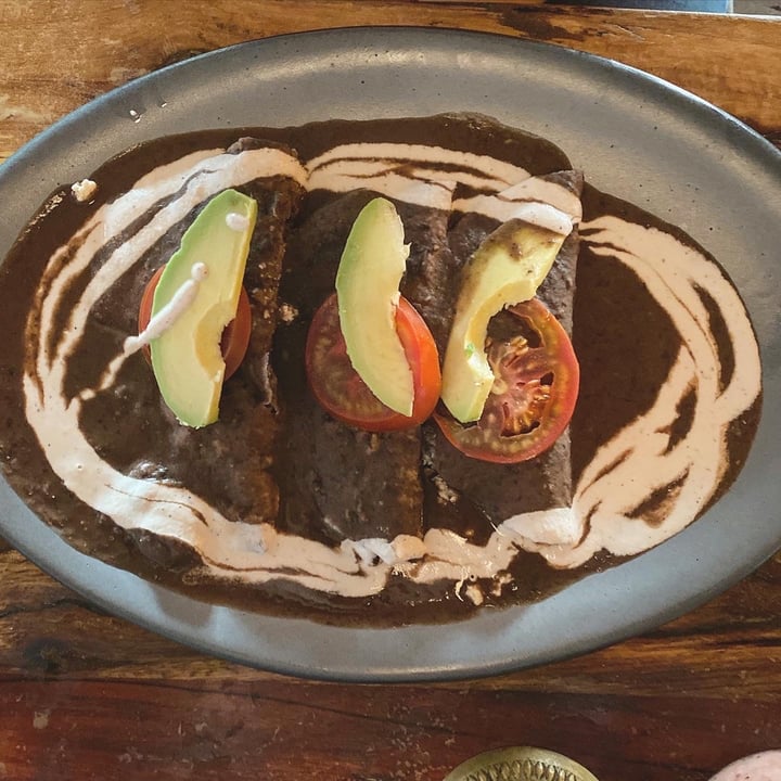 photo of Forever Vegano Chilaquiles de la Milpa shared by @jourbano on  30 Nov 2019 - review
