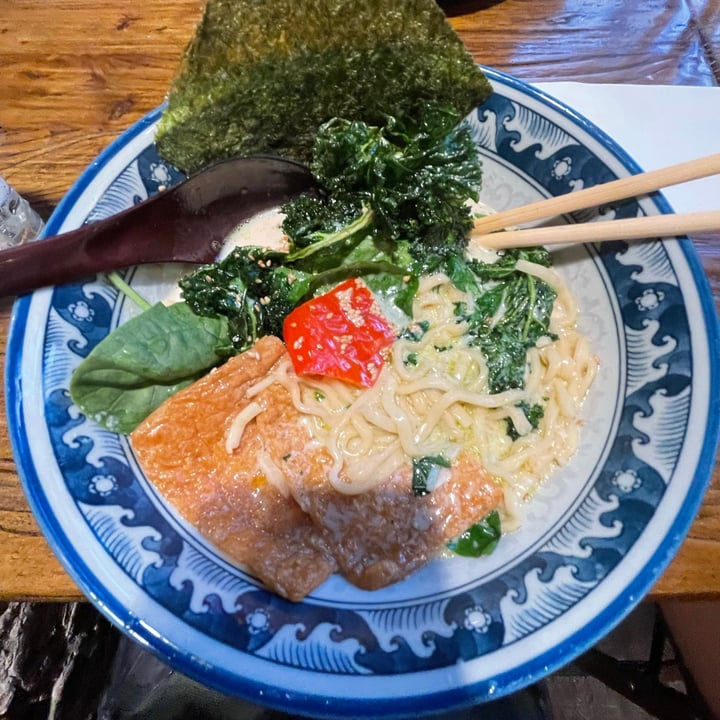 review photo of Hinodeya Downtown Creamy ramen (vegan) shared by @mariahc on 20 Jul 2021 - review