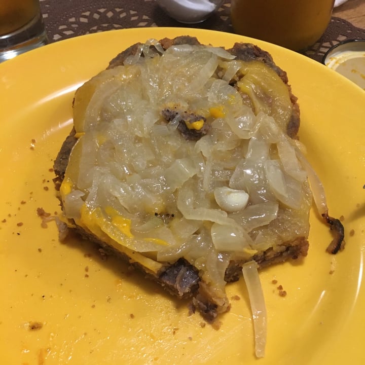 review photo of Pola Milanesa Con Cheddar Y Cebolla Caramelizada shared by @camivaccalluzzo on 14 May 2021 - review