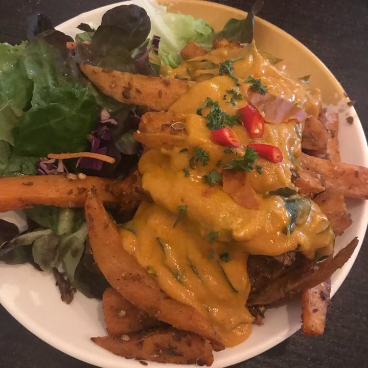 review photo of Afterglow By Anglow Salted “egg” less sweet potato fries shared by @architatekriwal on 27 Jan 2022 - review