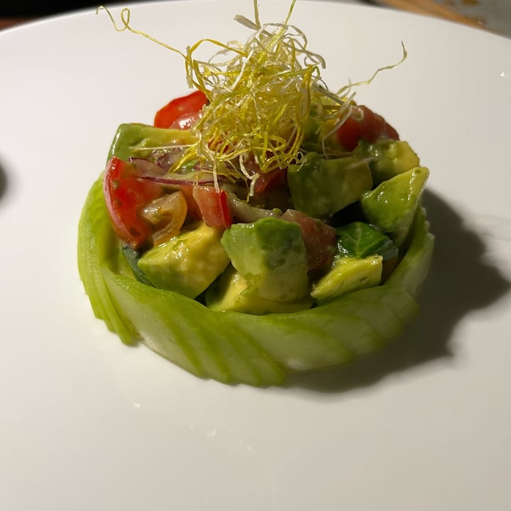 review photo of Sotto Sotto tartare di avocado shared by @maurairis on 28 Oct 2022 - review