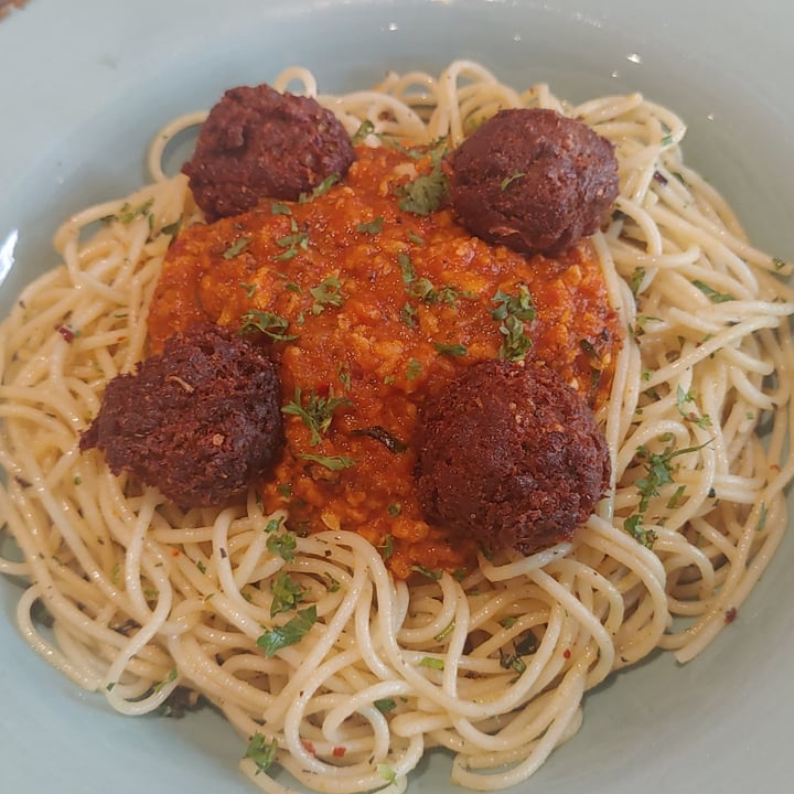 photo of Earth Cafe @ Waterfield Spaghetti with Meat Balls shared by @maiagaia on  27 Jun 2022 - review