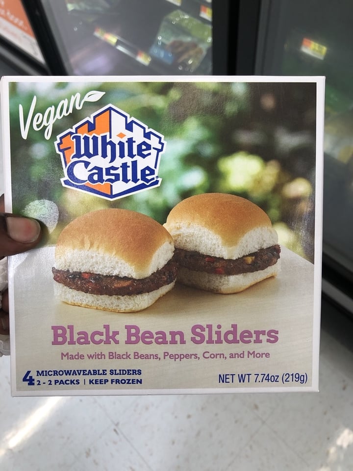 review photo of White Castle Vegan Black Bean Sliders shared by @alwayshungryvegan on 03 Apr 2020 - review