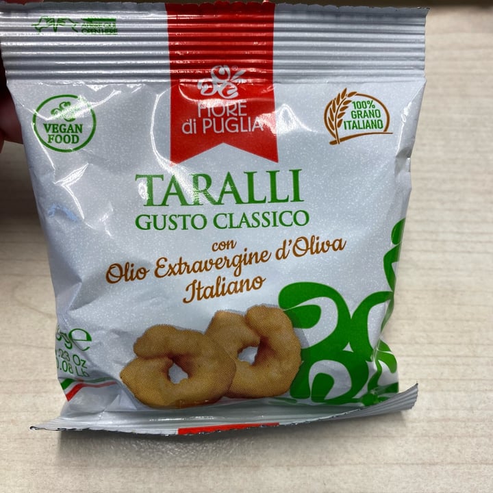 photo of Fiore di Puglia Taralli gusto classico shared by @aleglass on  02 Mar 2022 - review